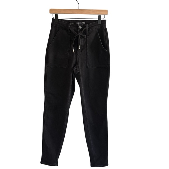 Judy Blue Black Denim Jogger Pants Size 26 High Waist Stretch Drawstring Casual - Picture 2 of 16